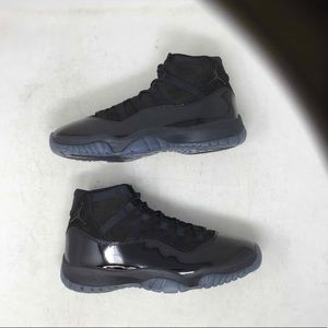 Jordan 11 cap and gown